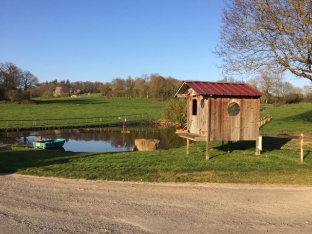 Aire camping-car  Athis-de-l'Orne (61430) - Photo 2